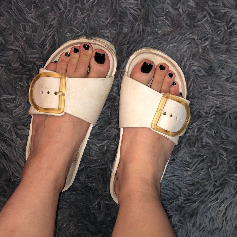 WW Women's White Slide Sandals with Gold Buckle WELL WORN